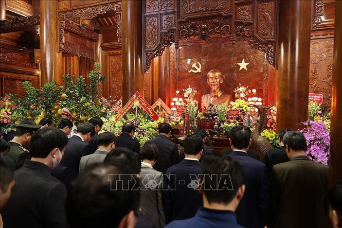 Thủ tướng Phạm Minh Chính kiểm tra tiến độ Dự án cao tốc Bắc - Nam phía Đông