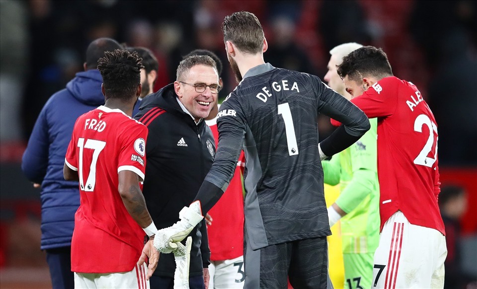 MU gia hạn De Gea, đội trưởng Chelsea về Barca
