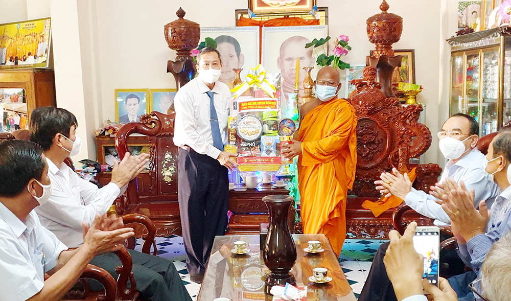 An Giang chăm lo cho đồng bào dân tộc thiểu số