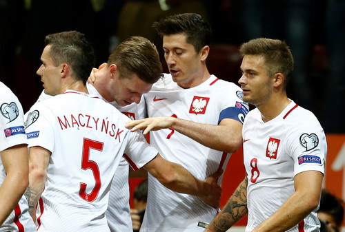 Ba Lan tẩy chay trận play-off World Cup, từ chối thi đấu với tuyển Nga
