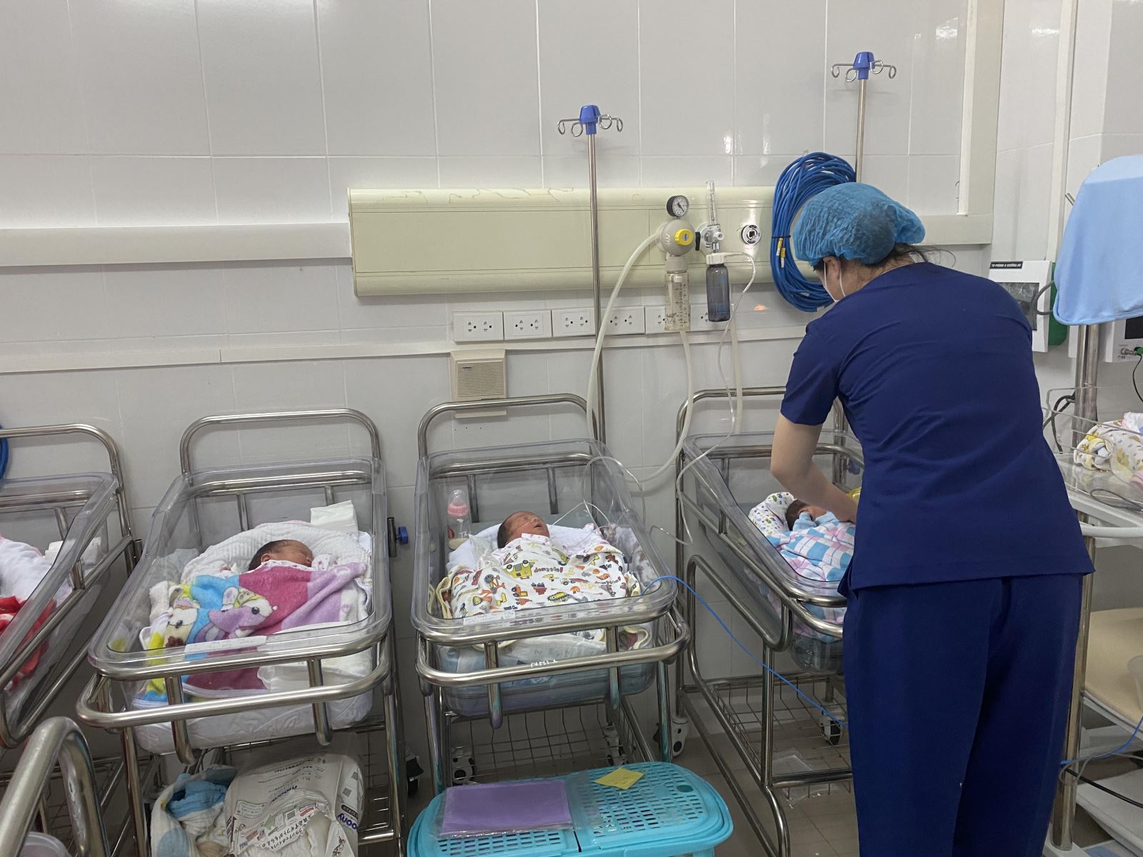 Những ‘người mẹ’ đặc biệt giữa tâm dịch