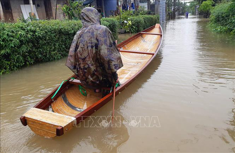 Thời tiết ngày 4/4: Miền Bắc nhiệt độ tăng cao, Nam Trung Bộ và Tây Nguyên có mưa to