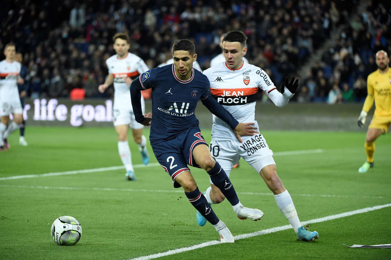 Tam tấu MNM khiêu vũ, PSG đại thắng '5 sao'