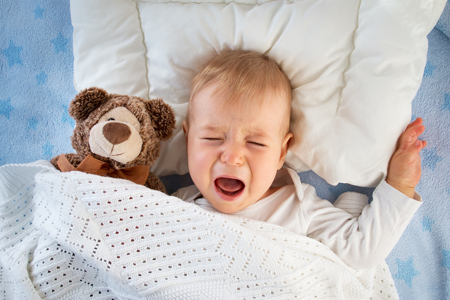 Bé mất ngủ, trằn trọc không sâu giấc sau khỏi COVID-19, cha mẹ nên làm gì?