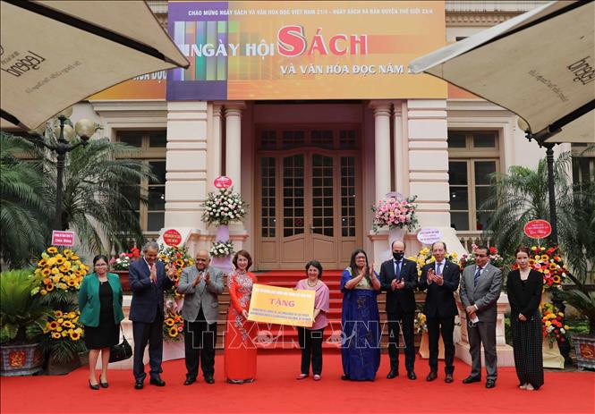 Trưng bày, giới thiệu 1.000 cuốn sách trong Ngày hội Sách và Văn hóa đọc năm 2022
