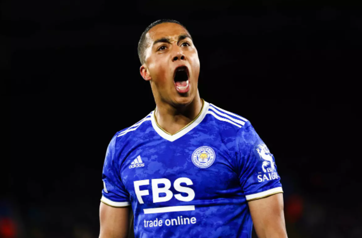 MU thay 8 cầu thủ, Man City xong Haaland
