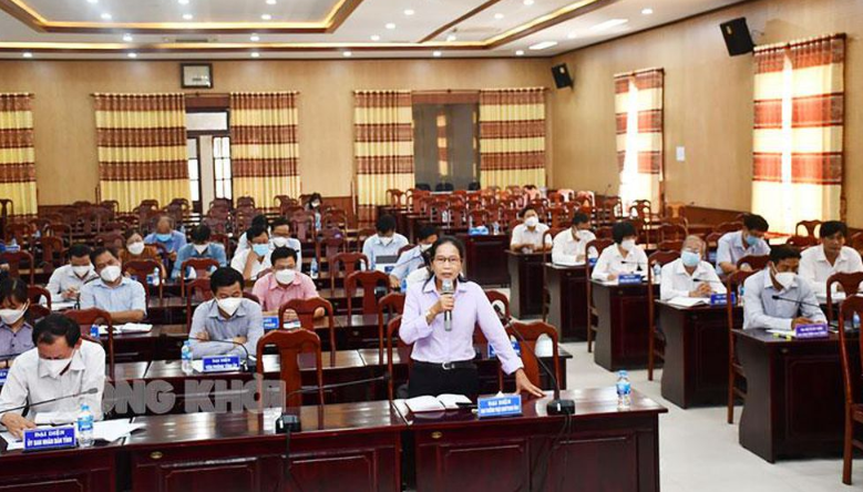 Đại biểu Quốc hội tỉnh Bến Tre tiếp xúc với các cơ quan cấp tỉnh