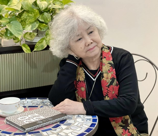 'Thức bước thời gian': Lòng trắc ẩn trong thơ của nữ sỹ Bùi Kim Anh