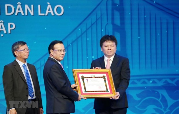 Việt Nam và Lào: Hợp tác thương mại bền vững và hiệu quả