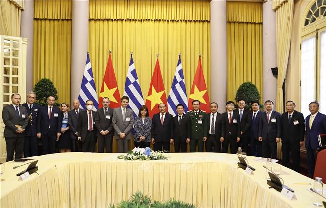 Chủ tịch nước Nguyễn Xuân Phúc hội đàm với Tổng thống Hy Lạp