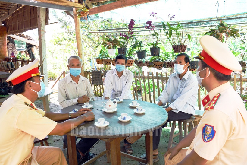 Trà Vinh: Quyết tâm bảo vệ bình yên trên tuyến sông