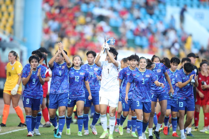 Thắng dễ Philippines, tuyển nữ Thái Lan vào chung kết SEA Games 31