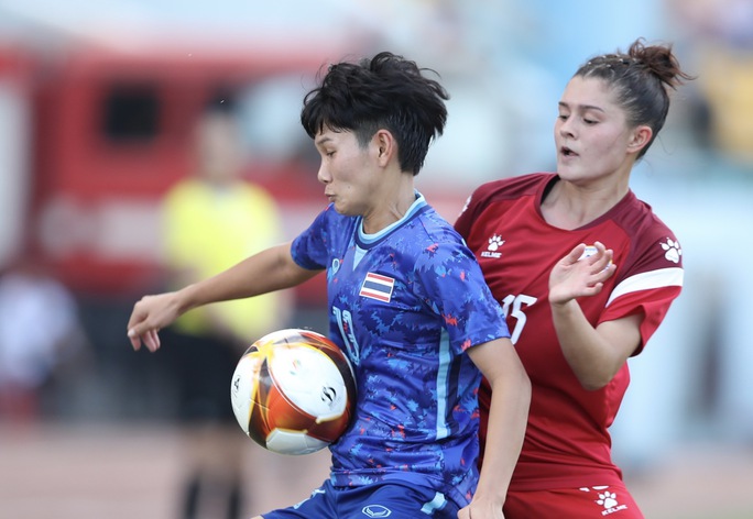 Thắng dễ Philippines, tuyển nữ Thái Lan vào chung kết SEA Games 31