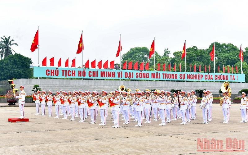 Lãnh đạo Đảng, Nhà nước vào Lăng viếng Chủ tịch Hồ Chí Minh
