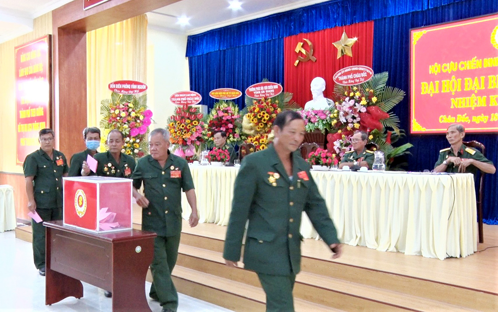 Đại hội đại biểu Hội Cựu chiến binh TP. Châu Đốc