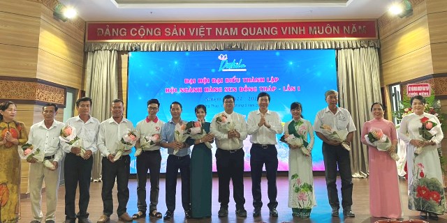 Thành lập Hội ngành hàng Sen Đồng Tháp