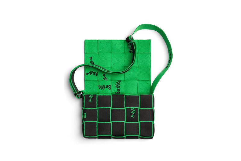 Bottega Veneta ra mắt túi Webbing kì quặc mà độc đáo