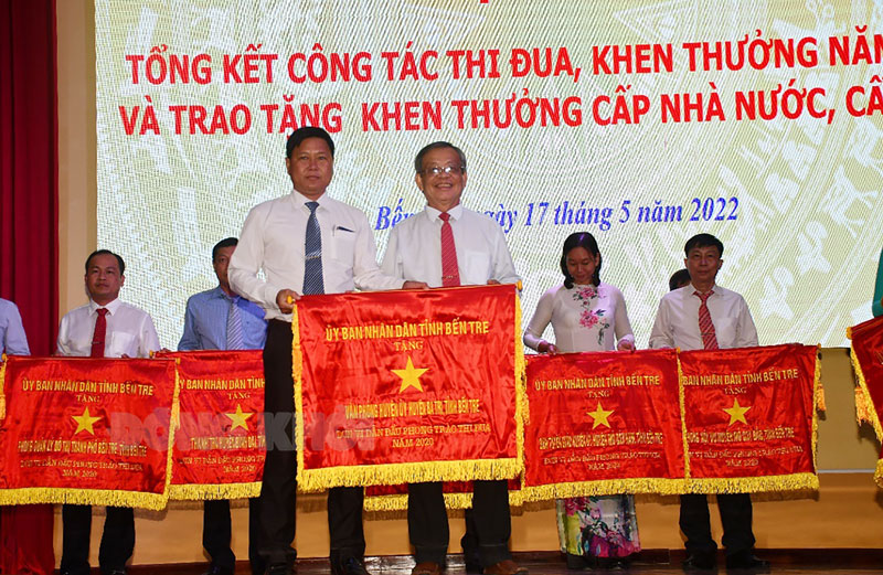 Bến Tre: Đẩy mạnh học tập và làm theo tư tưởng, đạo đức, phong cách Hồ Chí Minh