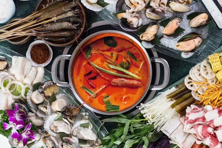 Lẩu Thái chua cay - sự pha trộn hương vị đầy tinh tế của ẩm thực xứ chùa Vàng