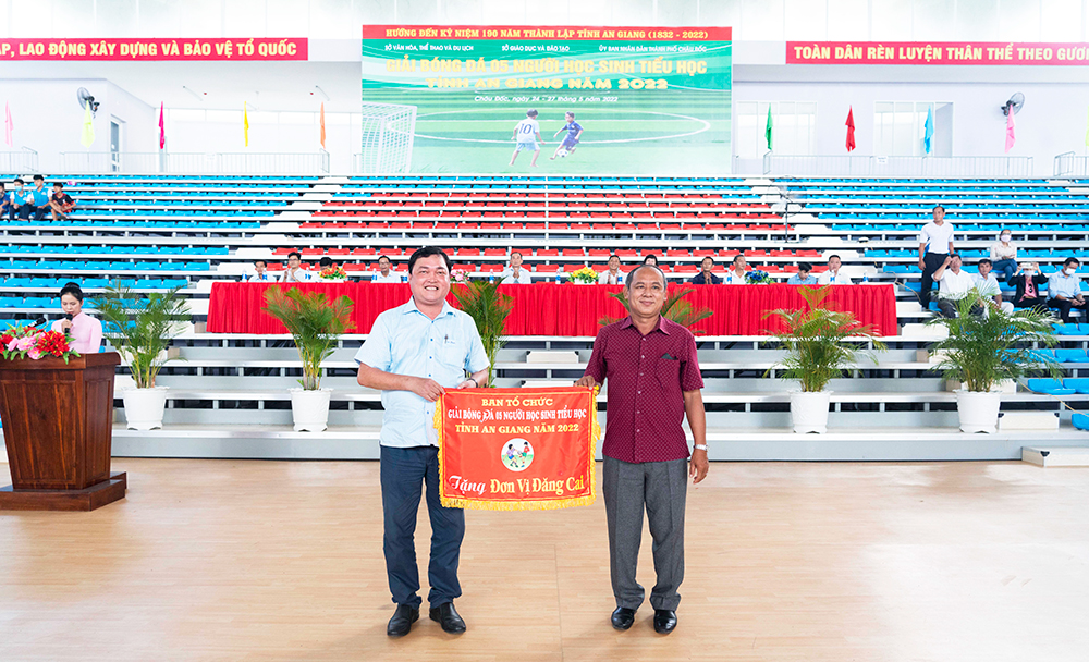 Khai mạc Giải bóng đá 5 người học sinh tiểu học tỉnh An Giang năm 2022