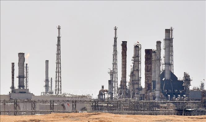 OPEC+ sẵn sàng tăng sản lượng