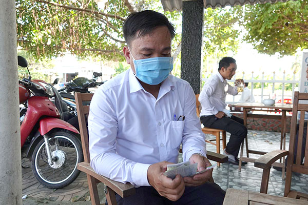 Cần Thơ: Tấm lòng thầy giáo miệt vườn