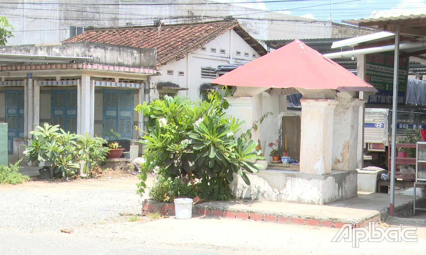Kinh Bảo Định theo thư tịch cổ