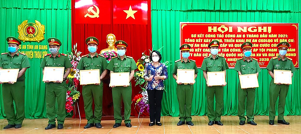 Xã điển hình về bảo vệ an ninh Tổ quốc