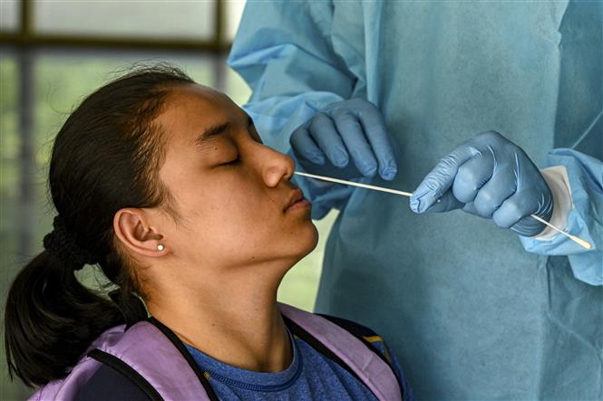 COVID-19 tới 6h sáng 28/5: Ca mắc-tử vong tiếp đà giảm toàn cầu, riêng Triều Tiên trên 100.000 'ca sốt'