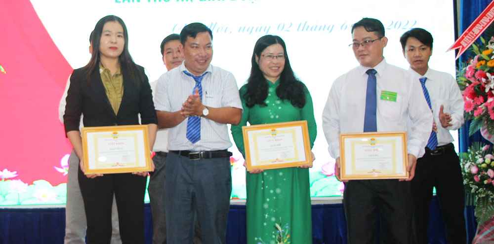 Hội Nông dân huyện Chợ Mới tổ chức hội thi, trưng bày sản phẩm nông nghiệp an toàn tiêu biểu lần thứ V/2022