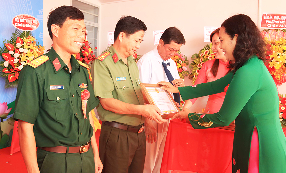 Mỹ Khánh đạt chuẩn “Xã nông thôn mới nâng cao” và danh hiệu “Xã văn hóa nông thôn mới” 5 năm liền (giai đoạn 2017-2021)