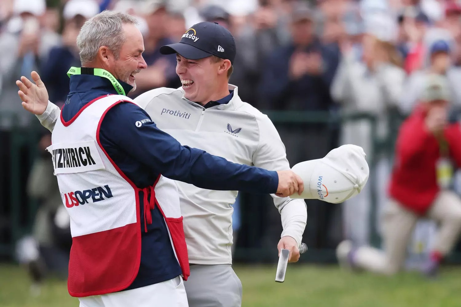 Matt Fitzpatrick đăng quang US Open đầy cảm xúc