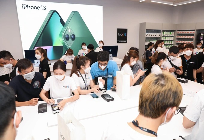 iPhone xách tay dần vắng bóng trên thị trường di động Việt