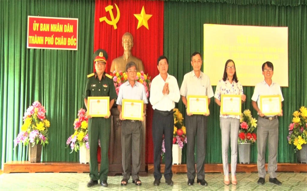Hội đồng nghĩa vụ TP. Châu Đốc sơ kết công tác tuyển quân năm 2022