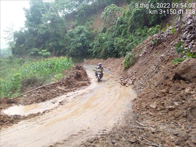 Mưa dông tại vùng núi Bắc Bộ tập trung vào chiều tối và đêm