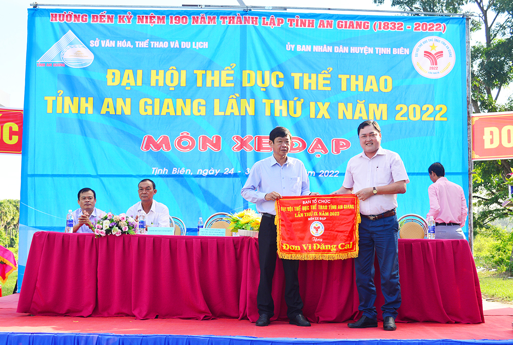 Khai mạc môn xe đạp trong chương trình Đại hội Thể dục – thể thao tỉnh An Giang lần IX/ 2022