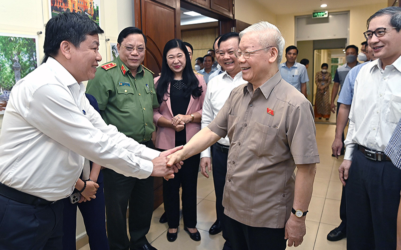 Tổng Bí thư Nguyễn Phú Trọng tiếp xúc cử tri Hà Nội