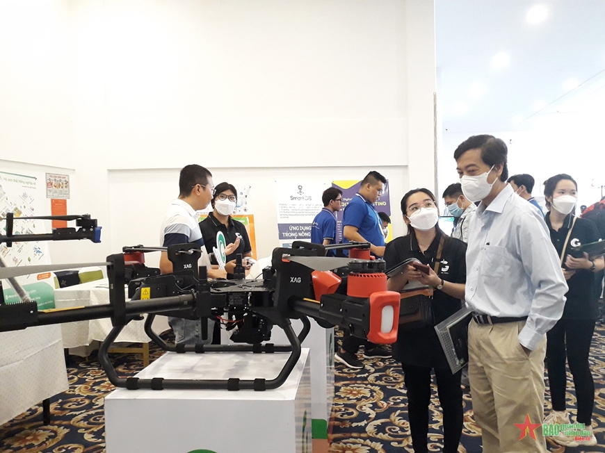 Đẩy mạnh ứng dụng khoa học, công nghệ thúc đẩy chuyển đổi số trong sản xuất nông nghiệp