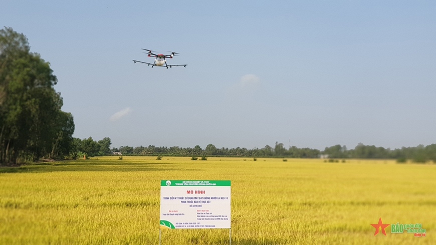 Đẩy mạnh ứng dụng khoa học, công nghệ thúc đẩy chuyển đổi số trong sản xuất nông nghiệp