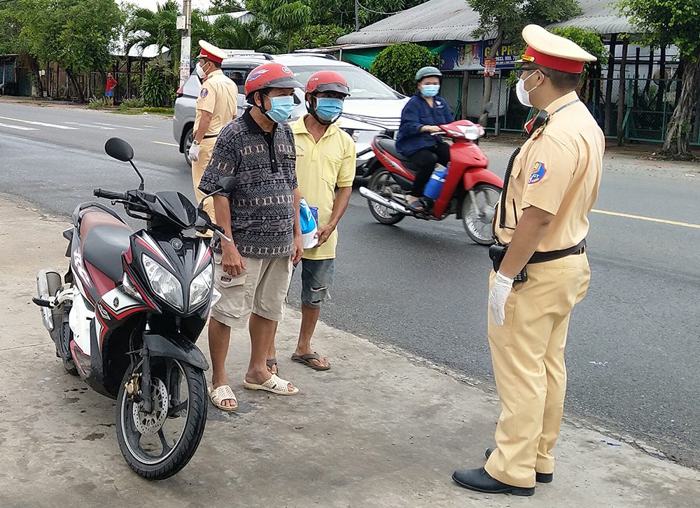 Tai nạn giao thông làm 2 người chết