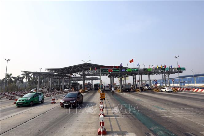 Thu phí điện tử không dừng trên toàn quốc từ 1/8/2022