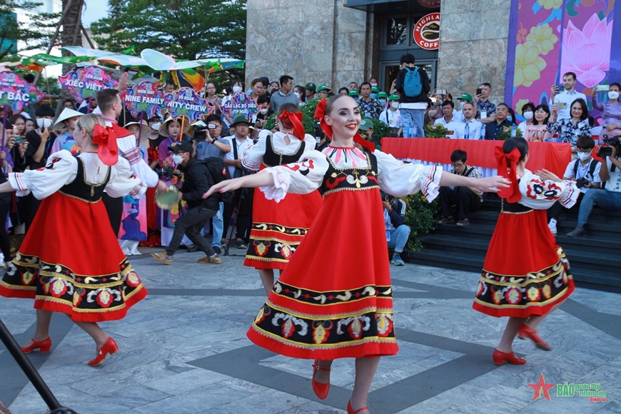 Festival Huế 2022: Sôi động Lễ hội đường phố “Sắc màu văn hóa”
