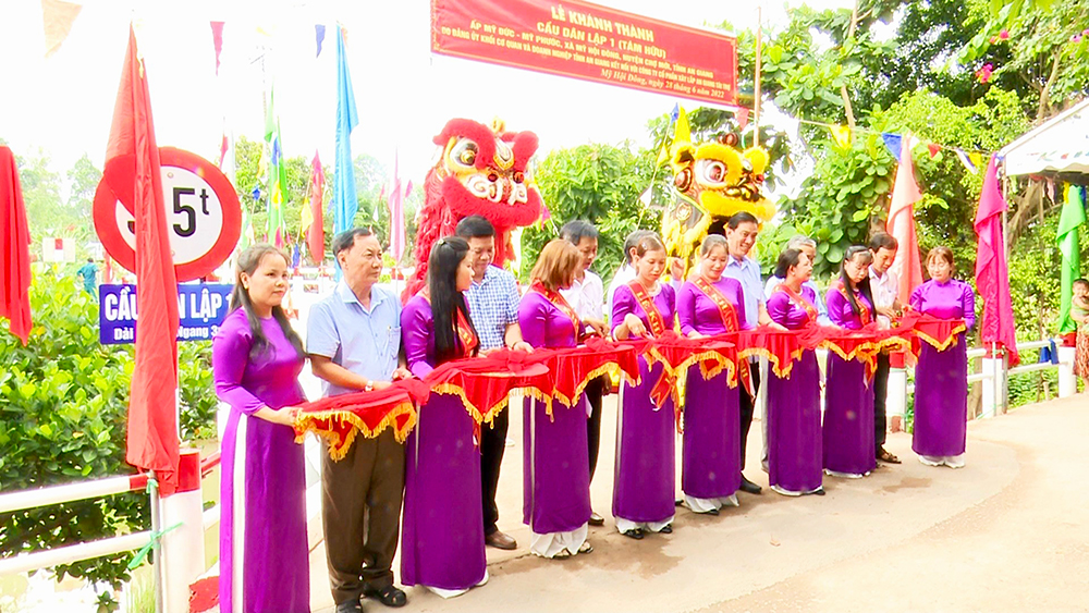 Khánh thành cầu Dân Lập 1 ở xã Mỹ Hội Đông