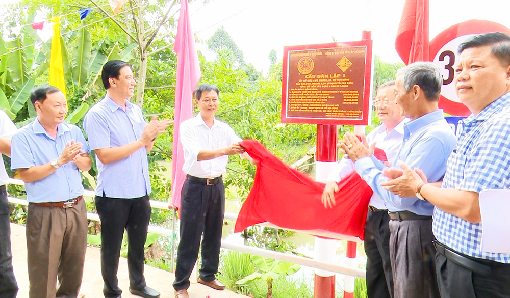Khánh thành cầu Dân Lập 1 ở xã Mỹ Hội Đông