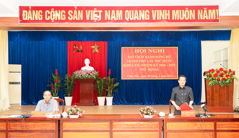 Bí thư Tỉnh ủy An Giang Lê Hồng Quang: Châu Đốc nỗ lực phục hồi, phát triển kinh tế - xã hội