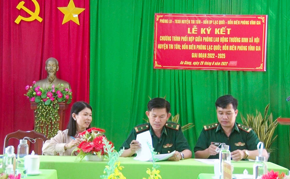 Đồn Biên phòng Lạc Quới, Vĩnh Gia tăng cường phối hợp Phòng Lao động - Thương binh và Xã hội huyện Tri Tôn