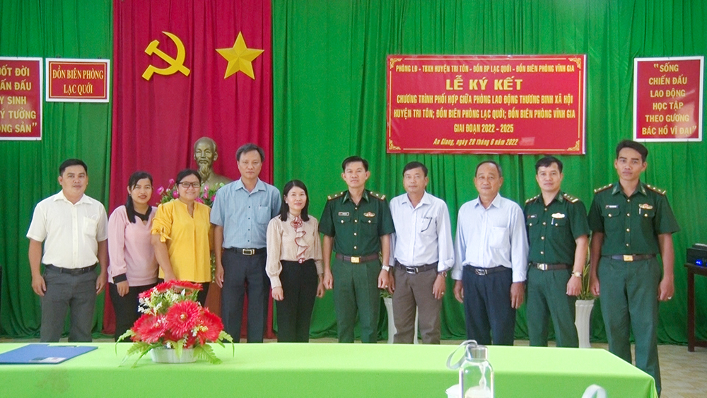 Đồn Biên phòng Lạc Quới, Vĩnh Gia tăng cường phối hợp Phòng Lao động - Thương binh và Xã hội huyện Tri Tôn