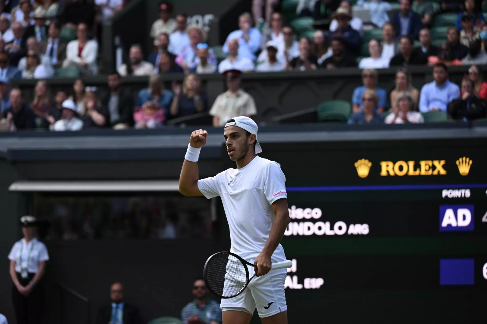 Rafael Nadal thắng chật vật trận ra quân Wimbledon 2022