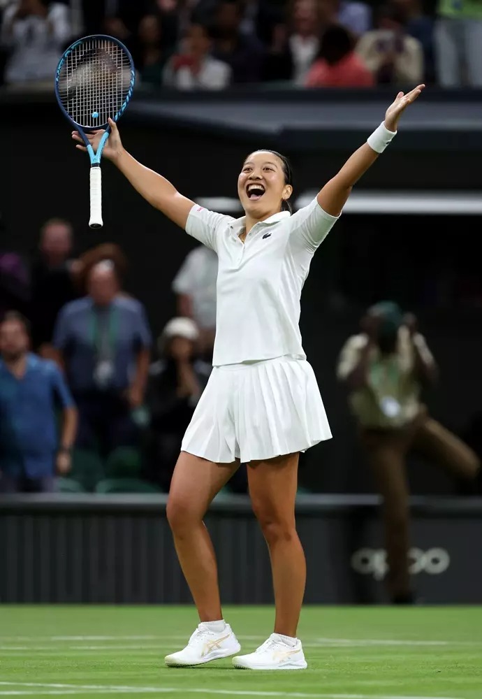 Nữ tay vợt gốc Việt gây địa chấn khi hạ Serena Williams ở Wimbledon