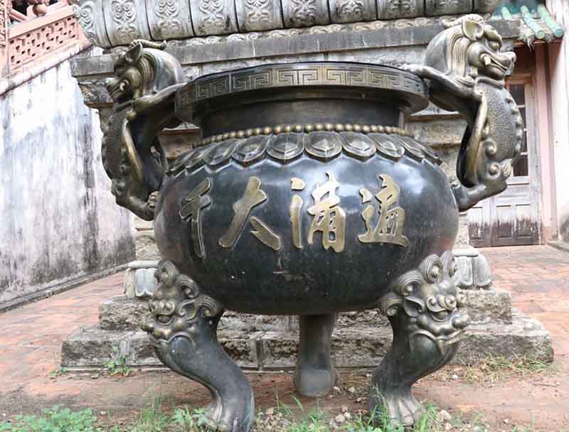 Chùa Minh Thành đẹp cổ kính giữa lòng phố núi Pleiku